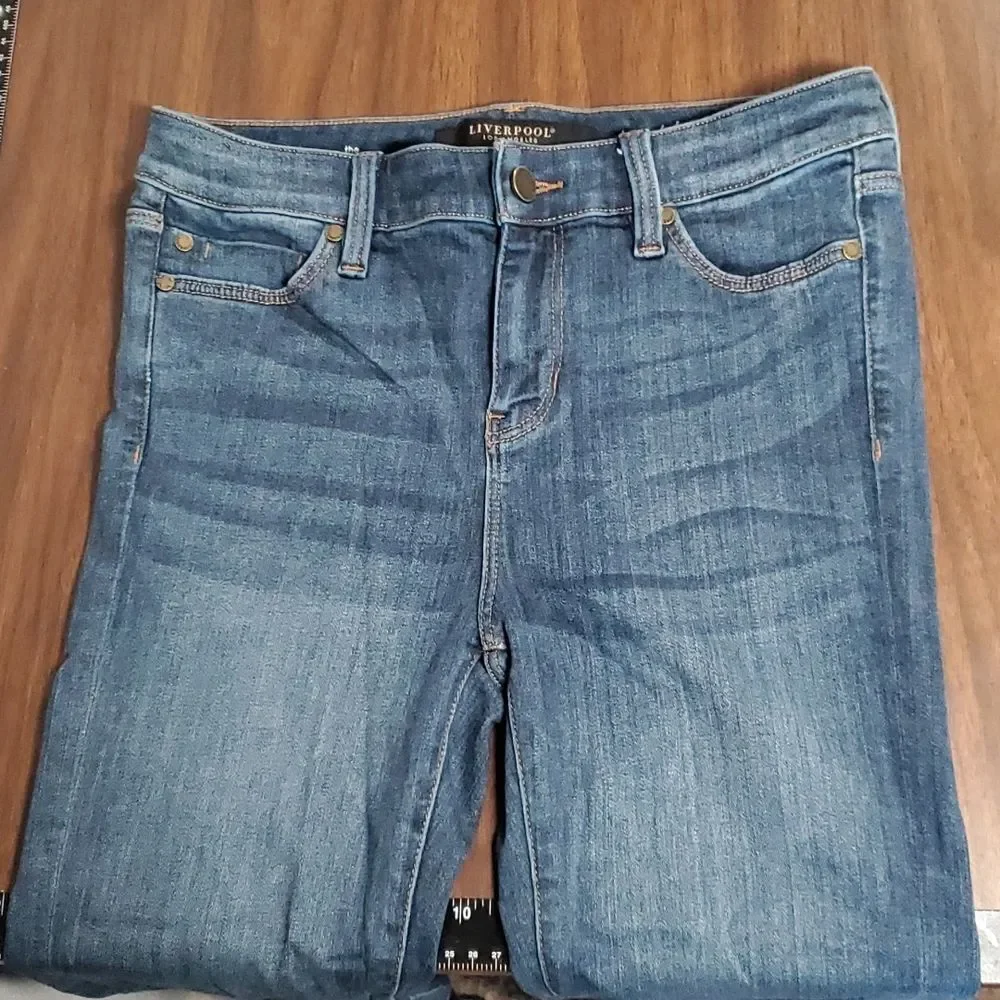 Liverpool | the Skinny Jeans Medium Blue Wash Victory‎ Color Size 6/30